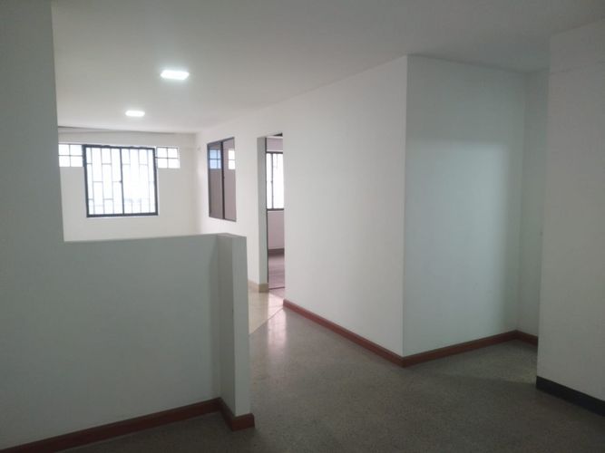Local en arriendo en Perpetuo Socorro, Medellín, 250 m² · foto 14 de 17