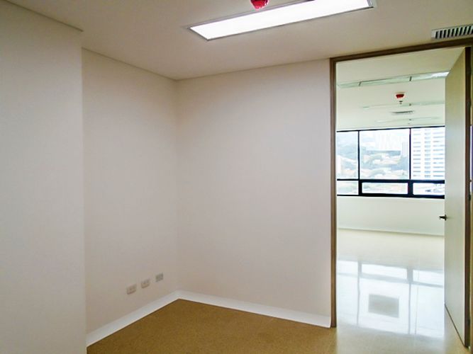 Consultorio en venta en Las Vegas, Envigado, 42 m² · foto 6 de 7