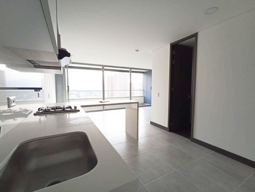 Apartamento en arriendo en El Poblado, Medellín · foto 2 de 12