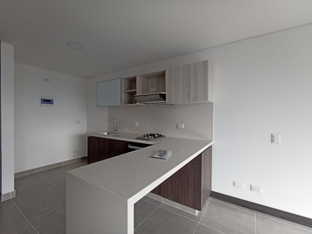Apartamento en arriendo en El Poblado, Medellín · foto 10 de 12