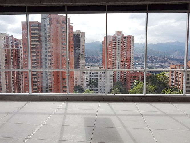 Oficina en arriendo en El Poblado, Medellín, 60 m² · foto 3 de 8