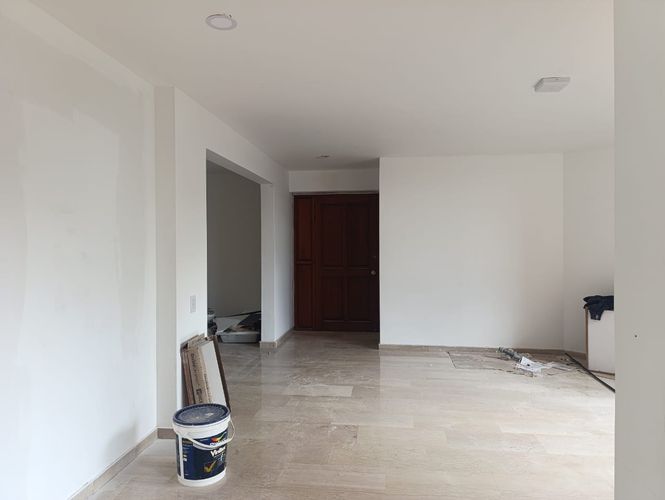 Apartamento de 3 alcobas en arriendo en El Poblado, Medellín, 136 m² · foto 3 de 18