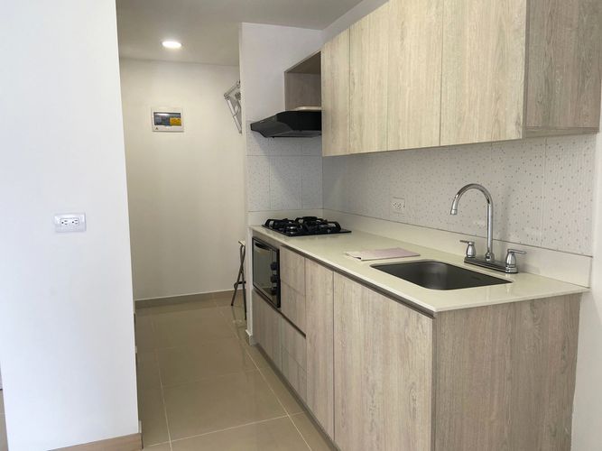 Apartamento de 3 alcobas en venta en Entreamigos, Sabaneta, 65 m² · foto 5 de 20