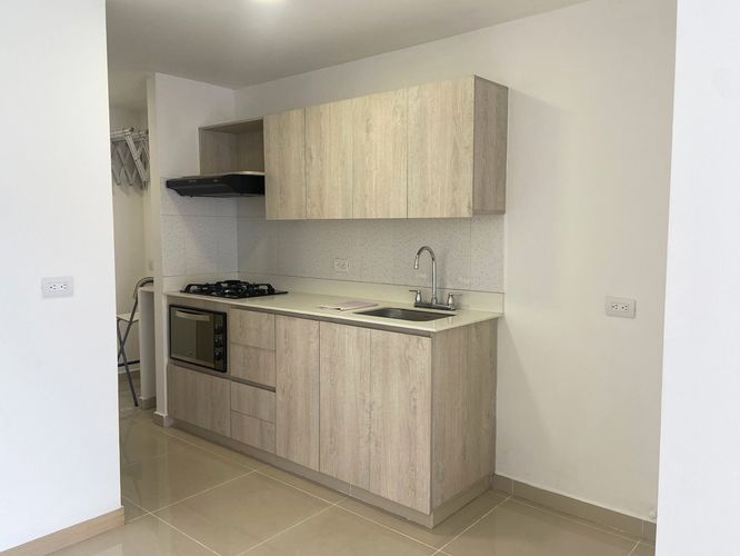 Apartamento de 3 alcobas en venta en Entreamigos, Sabaneta, 65 m² · foto 6 de 20