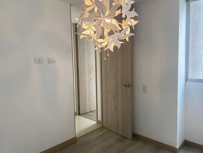 Apartamento de 3 alcobas en venta en Entreamigos, Sabaneta, 65 m² · foto 14 de 20