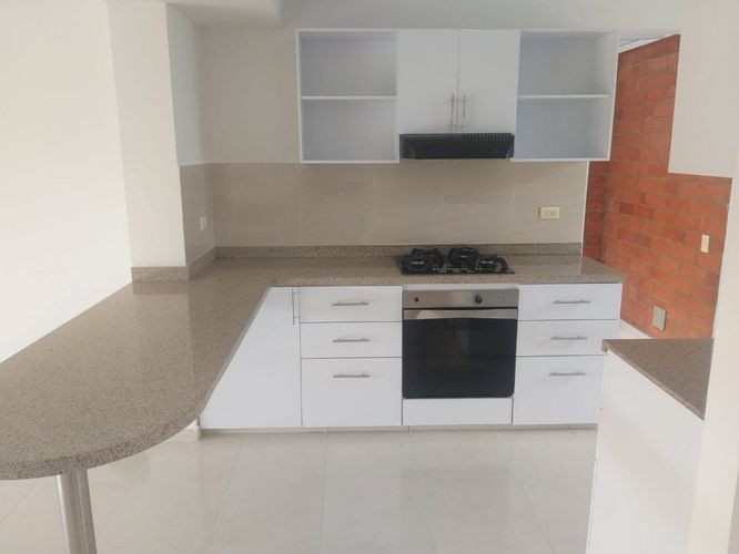 Casa de 3 alcobas en venta en Alfaguara, Jamundí, 192 m² · foto 4 de 24