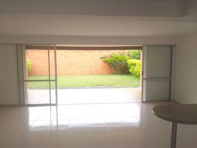 Casa de 3 alcobas en venta en Alfaguara, Jamundí, 192 m² · foto 5 de 24