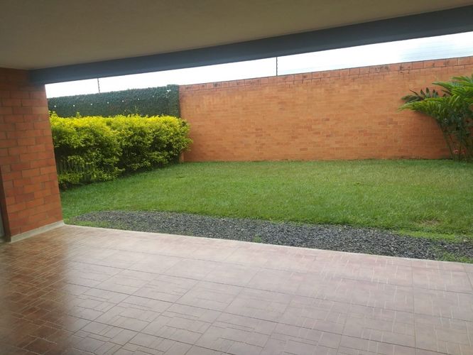 Casa de 3 alcobas en venta en Alfaguara, Jamundí, 192 m² · foto 7 de 24