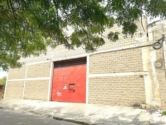 Bodega en venta en Santa Maria, La Estrella, 1042 m² · foto 2 de 9