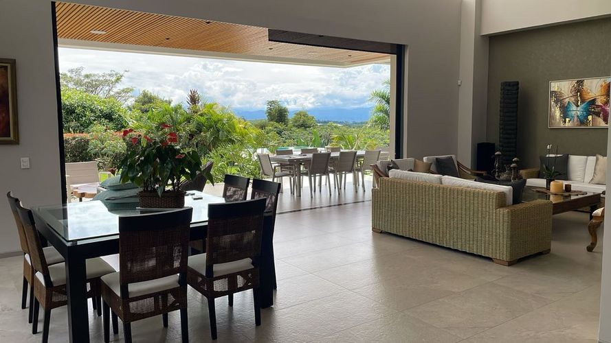 Casa de 5 alcobas en venta en Cerritos, Pereira, 700 m² · foto 4 de 24