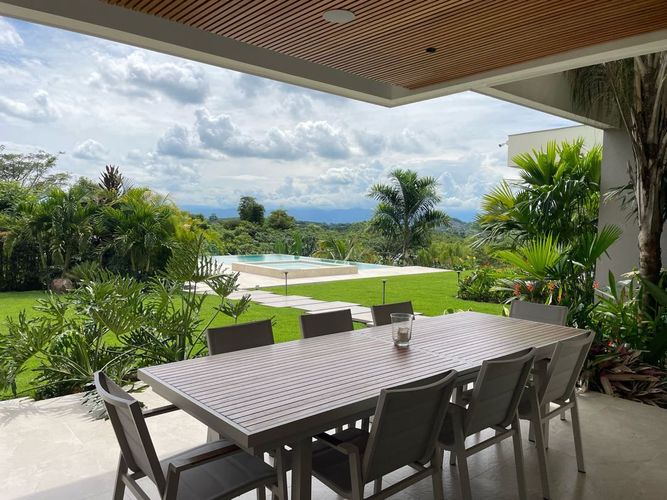 Casa de 5 alcobas en venta en Cerritos, Pereira, 700 m² · foto 16 de 24