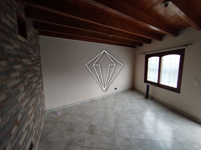 Casa de 3 alcobas en venta en La Ceja, 85 m² · foto 3 de 24
