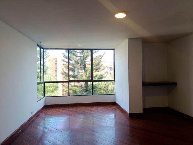 Apartamento de 3 alcobas en venta en El Poblado, Medellín, 210 m² · foto 14 de 18