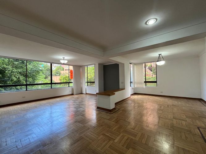Apartamento de 3 alcobas en venta en El Poblado, Medellín, 182 m² · foto 3 de 20