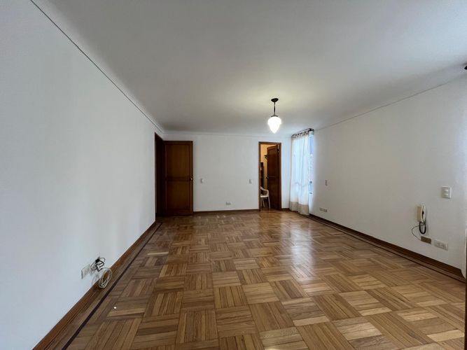 Apartamento de 3 alcobas en venta en El Poblado, Medellín, 182 m² · foto 15 de 20