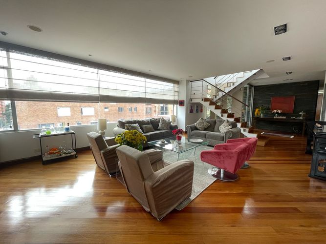Apartamento de 4 alcobas en venta en Chicó Reservado, Bogotá, 460 m² · foto 2 de 24
