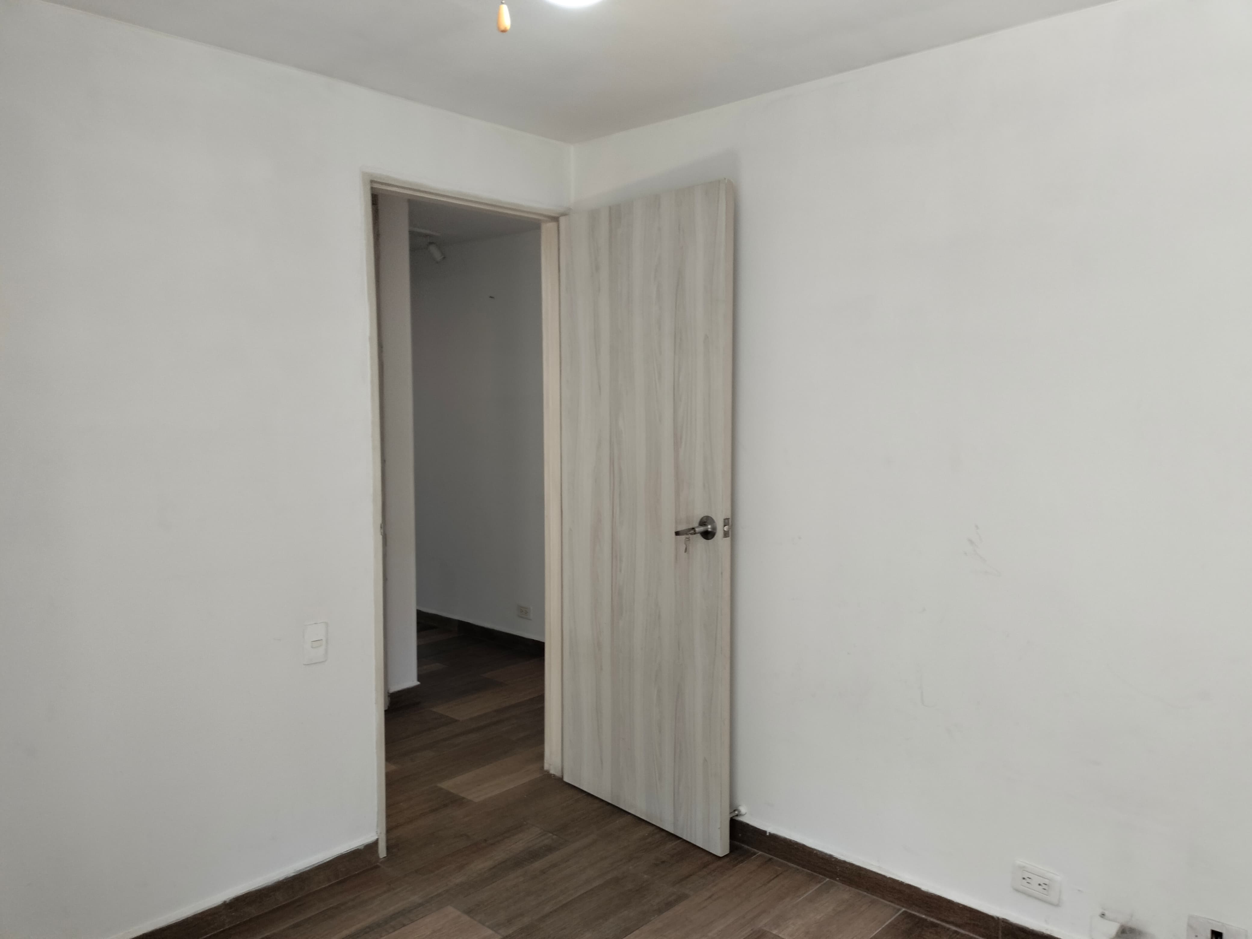 Apartamento en venta en El Poblado, Medellín · foto 6 de 16
