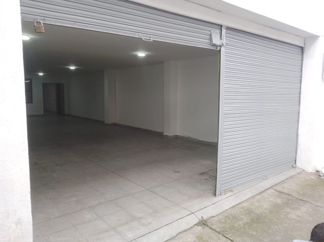 Local en arriendo en Perpetuo Socorro, Medellín, 148 m² · foto 10 de 13