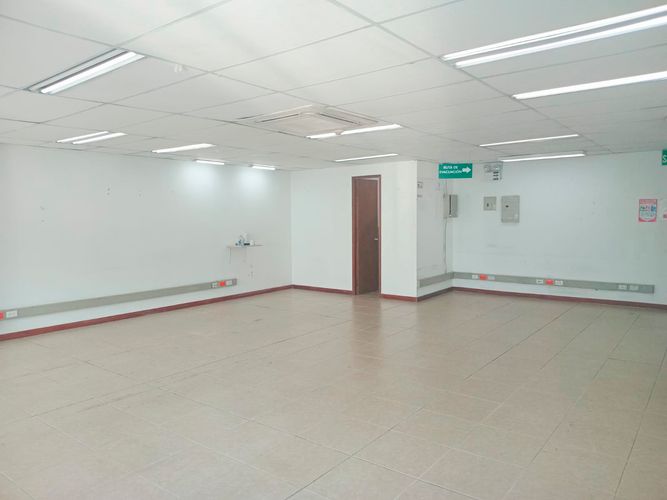 Oficina en venta en La Ospina, La Estrella, 69 m² · foto 5 de 6