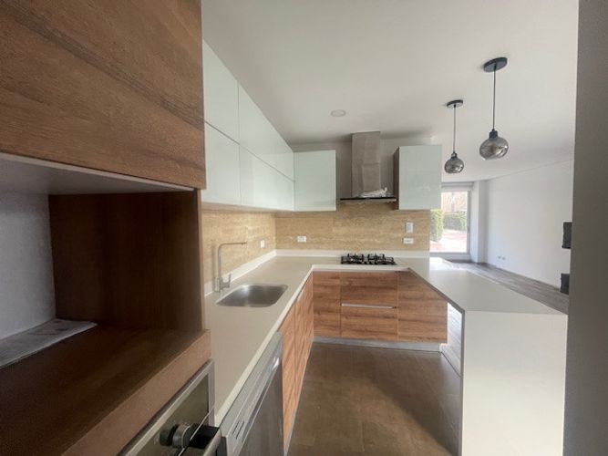 Casa de 3 alcobas en venta en Tiquiza, Chía, 190 m² · foto 4 de 24