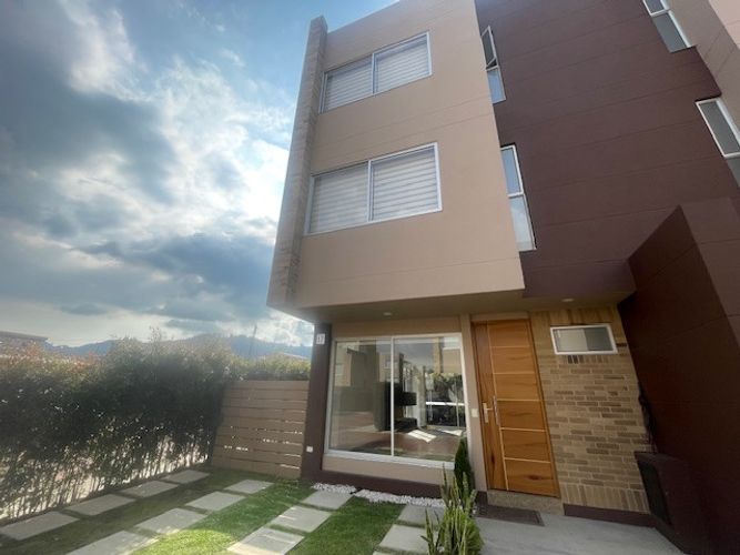 Casa de 3 alcobas en venta en Tiquiza, Chía, 190 m² · foto 23 de 24