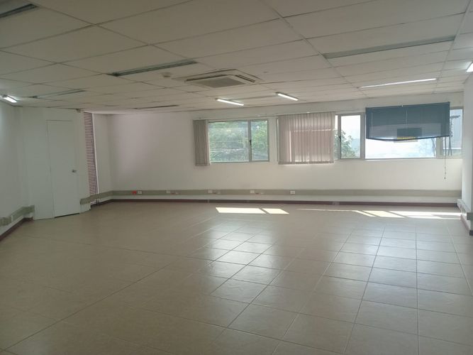 Oficina en venta en La Ospina, La Estrella, 63 m² · foto 4 de 6