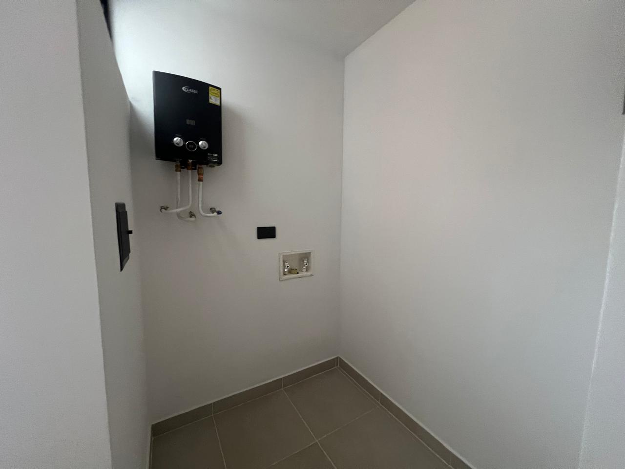 Apartamento en venta en Cumbres, Envigado · foto 4 de 24