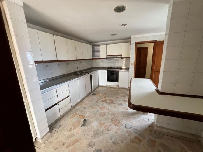 Apartamento de 4 alcobas en venta en Normandia, Cali, 247 m² · foto 6 de 19