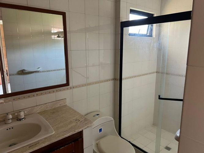 Apartamento de 4 alcobas en venta en Normandia, Cali, 247 m² · foto 8 de 19