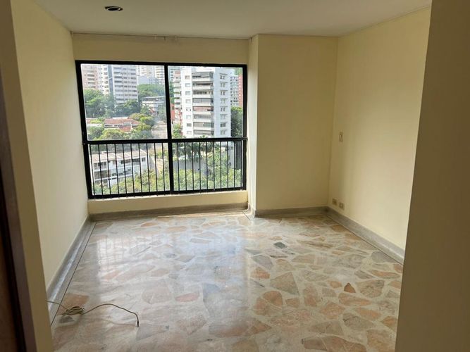 Apartamento de 4 alcobas en venta en Normandia, Cali, 247 m² · foto 10 de 19