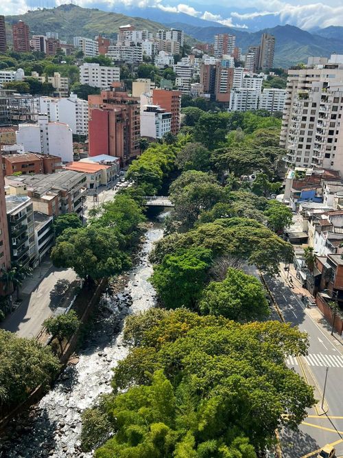 Apartamento de 4 alcobas en venta en Normandia, Cali, 247 m² · foto 19 de 19