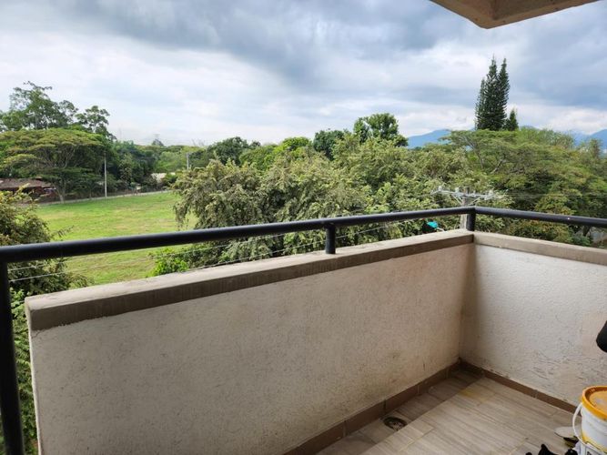 Apartamento de 2 alcobas en venta en Bochalema, Cali, 63 m² · foto 4 de 10
