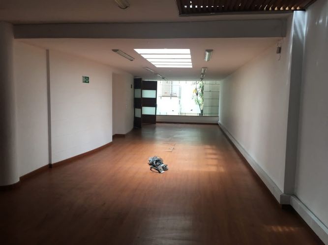 Casa de 5 alcobas en venta en Chicó Alto, Bogotá, 665 m² · foto 18 de 21