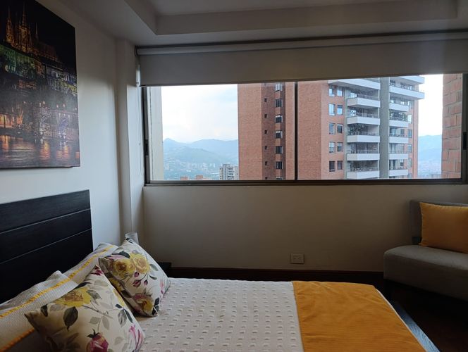 Apartamento de 3 alcobas en arriendo en El Poblado, Medellín, 275 m² · foto 10 de 19