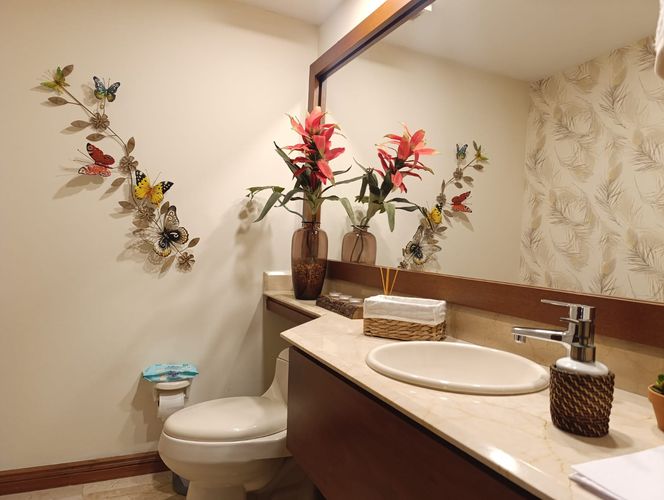 Apartamento de 3 alcobas en arriendo en El Poblado, Medellín, 275 m² · foto 17 de 19