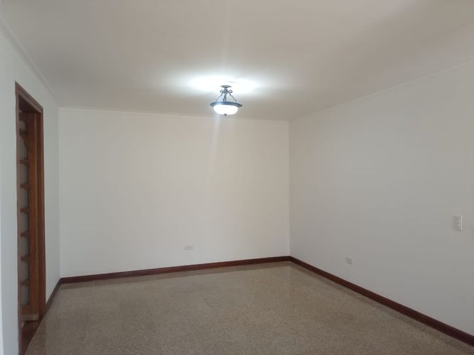 Apartamento de 3 alcobas en arriendo en El Poblado, Medellín, 132 m² · foto 9 de 18
