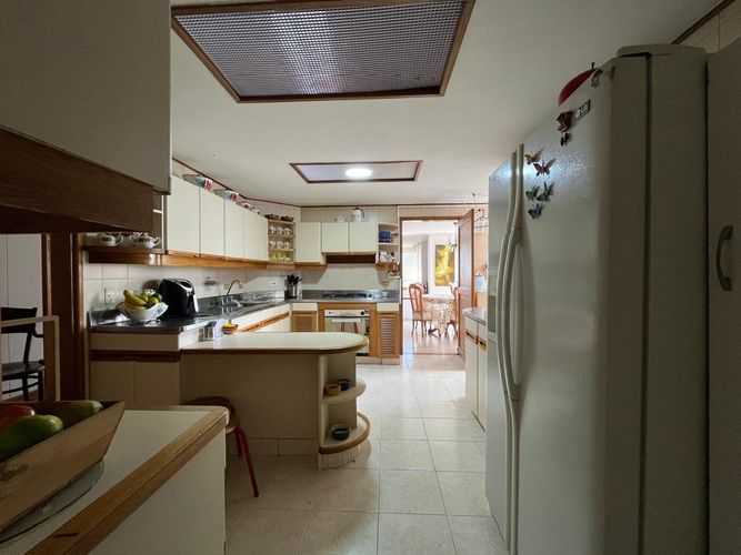 Apartamento de 3 alcobas en venta en El Poblado, Medellín, 175 m² · foto 4 de 19