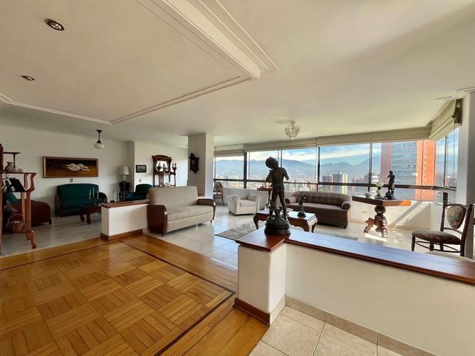 Apartamento de 3 alcobas en venta en El Poblado, Medellín, 175 m² · foto 13 de 19