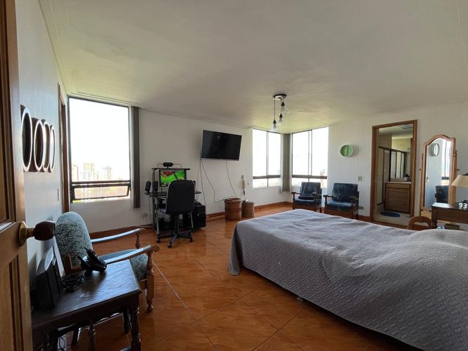 Apartamento de 3 alcobas en venta en El Poblado, Medellín, 175 m² · foto 15 de 19
