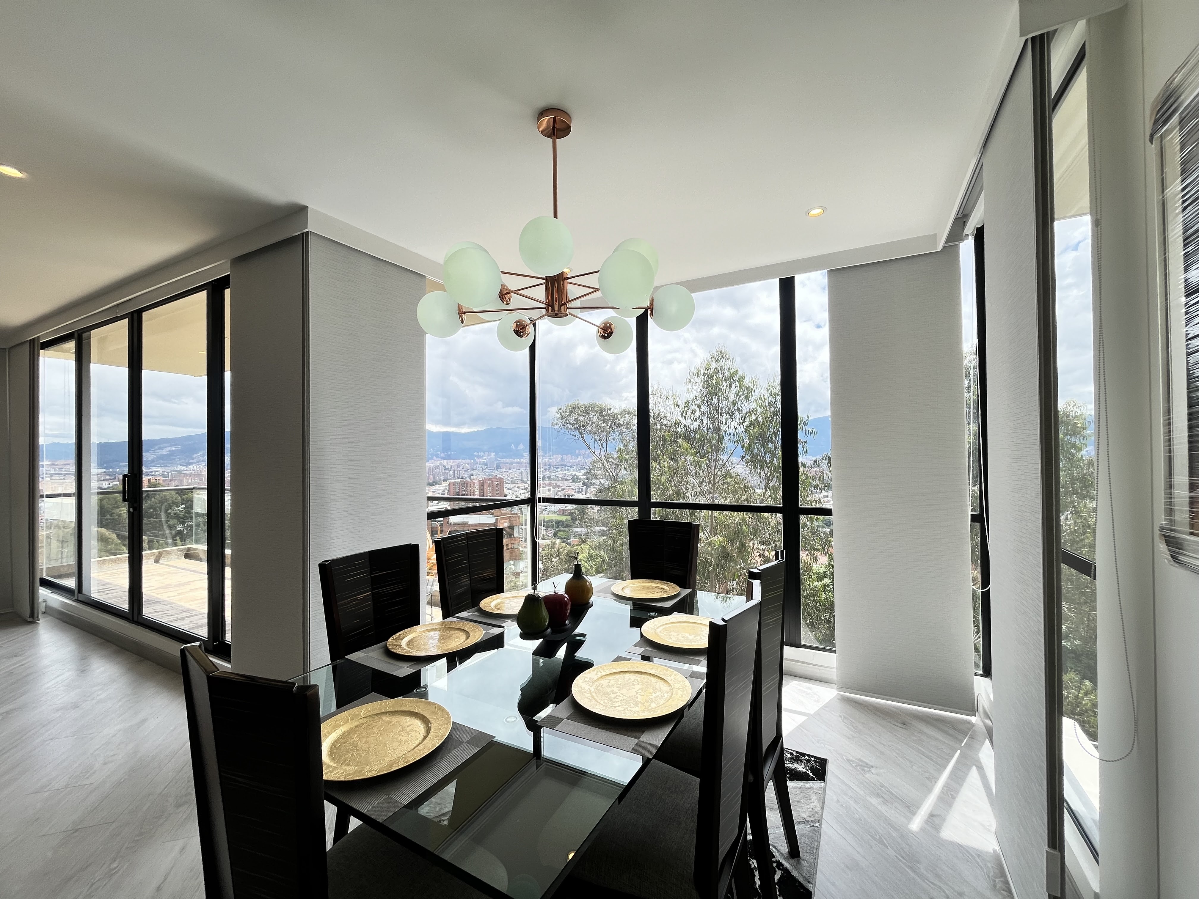 Apartamento en venta en Vereda Suba Naranjos, Bogotá · foto 2 de 24