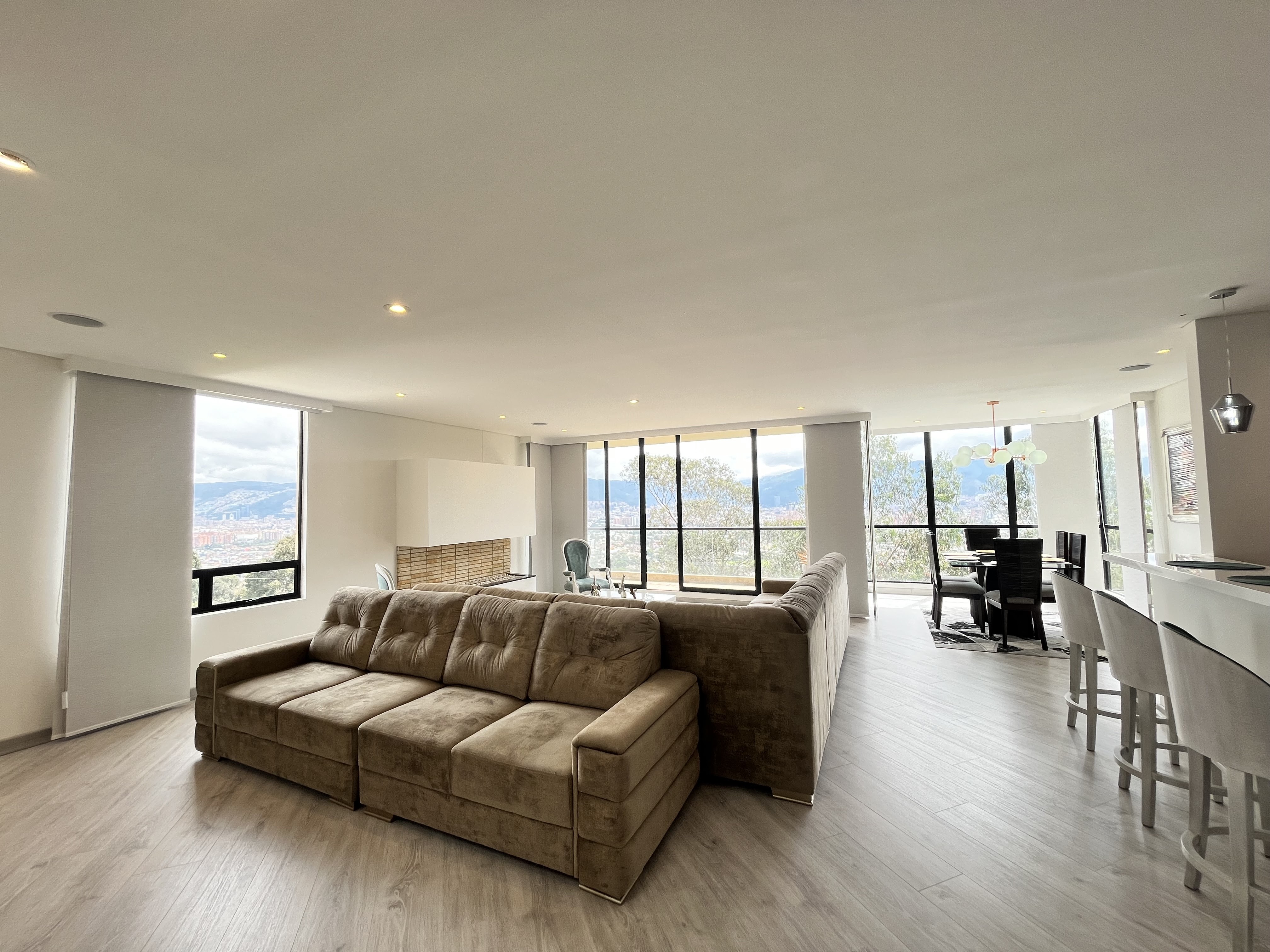 Apartamento en venta en Vereda Suba Naranjos, Bogotá · foto 3 de 24