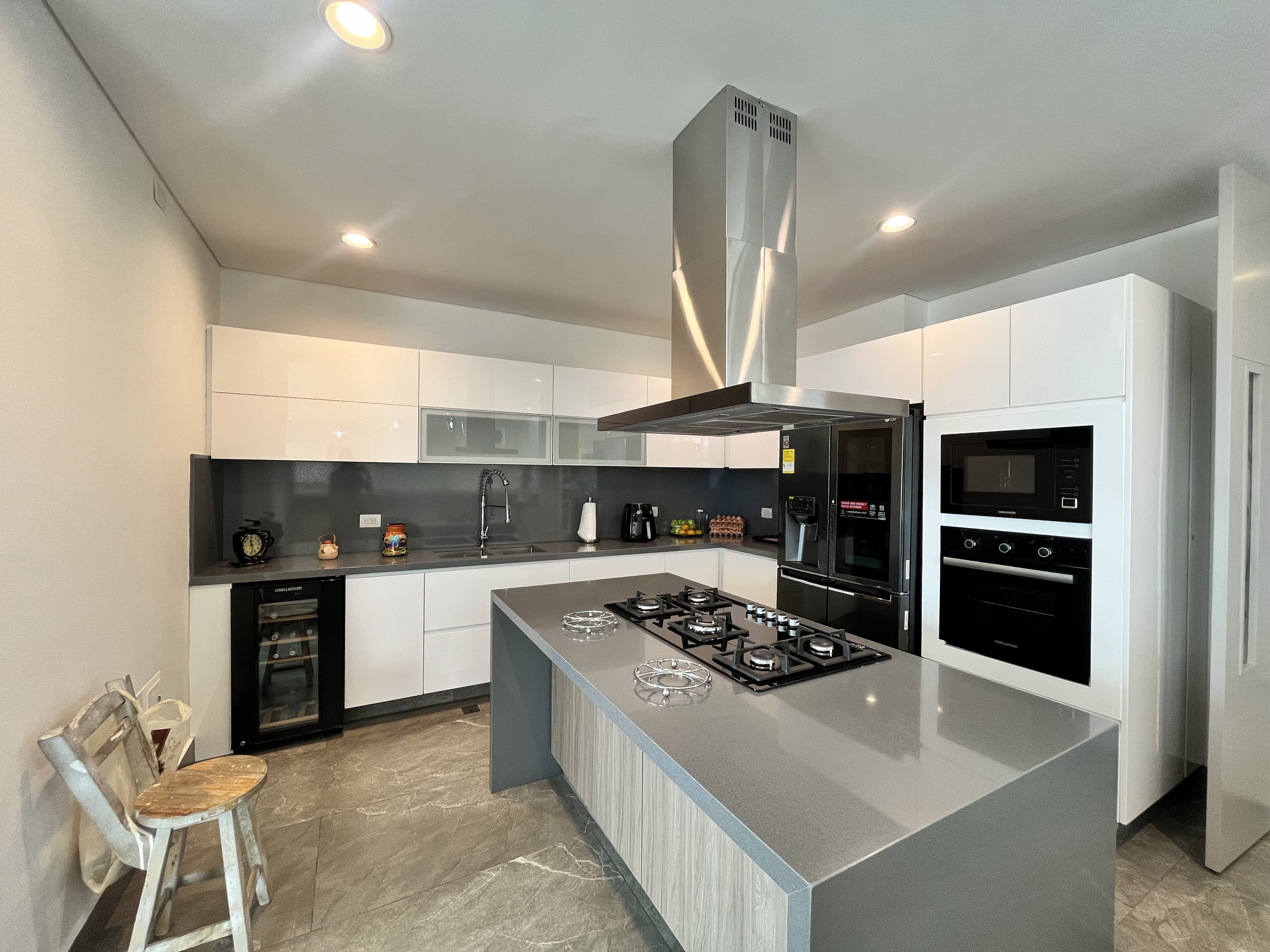 Apartamento en venta en Vereda Suba Naranjos, Bogotá · foto 6 de 24