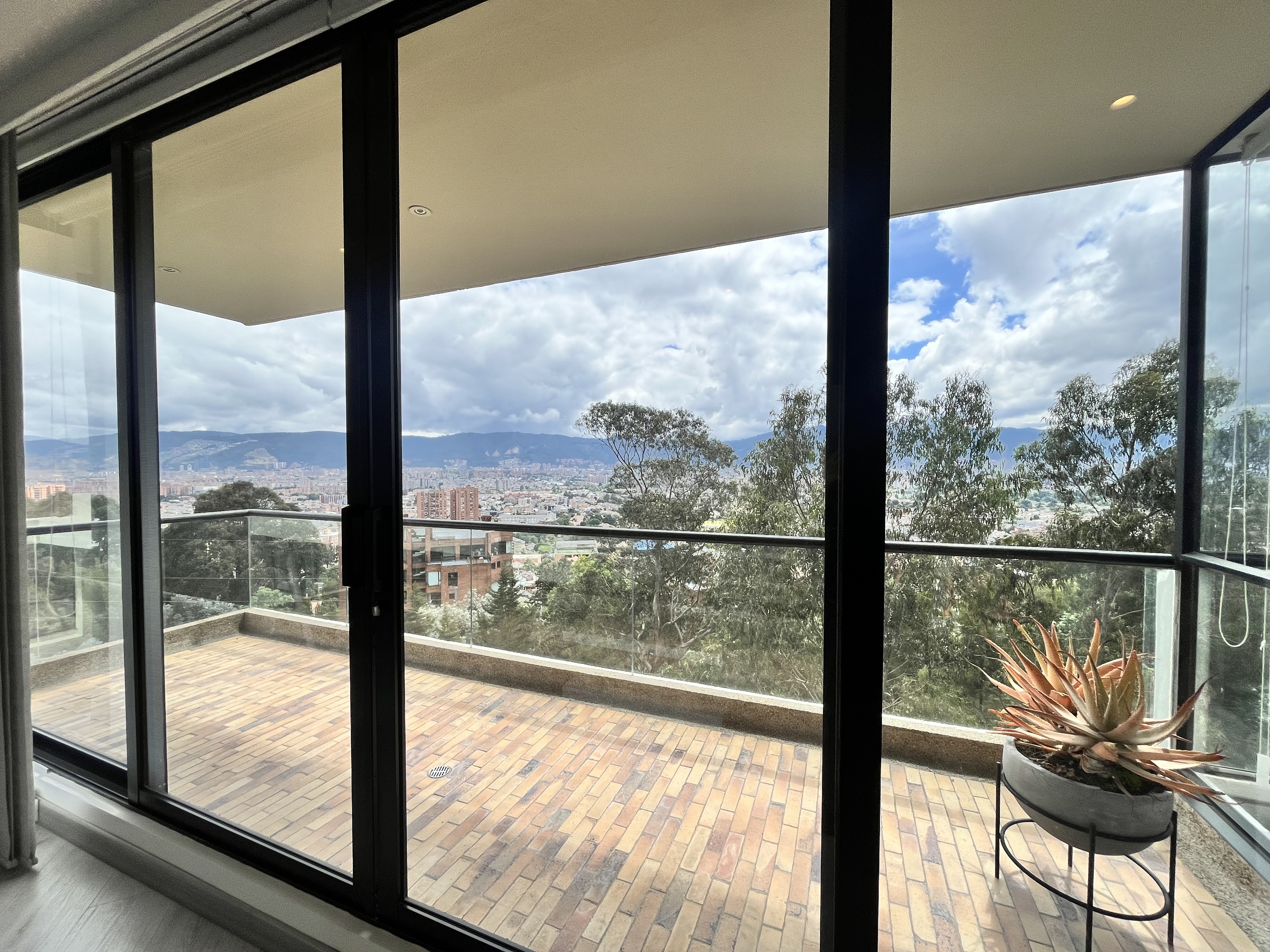 Apartamento en venta en Vereda Suba Naranjos, Bogotá · foto 17 de 24