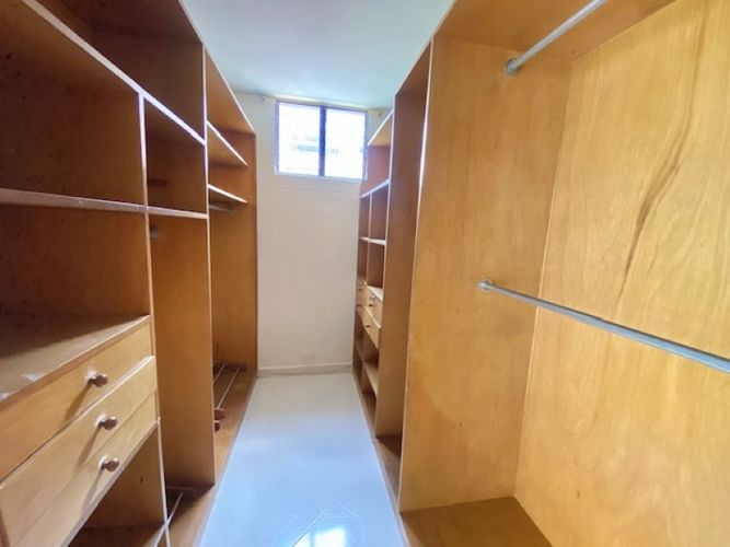 Apartamento de 4 alcobas en venta en El Poblado, Medellín, 260 m² · foto 12 de 24