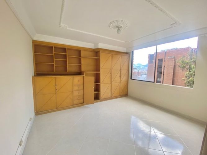 Apartamento de 4 alcobas en venta en El Poblado, Medellín, 260 m² · foto 13 de 24
