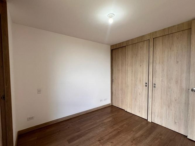 Apartamento de 2 alcobas en venta en Llano Grande, Rionegro, 67 m² · foto 6 de 9