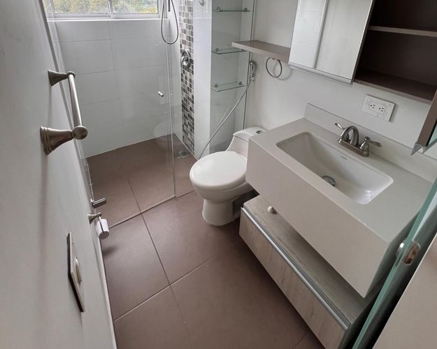 Apartamento de 2 alcobas en venta en Llano Grande, Rionegro, 67 m² · foto 9 de 9
