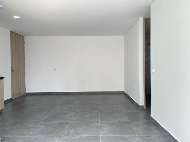 Apartamento de 3 alcobas en venta en La Doctora, Sabaneta, 72 m² · foto 3 de 20