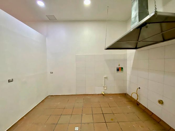 Local en arriendo en El Poblado, Medellín, 27 m² · foto 6 de 6