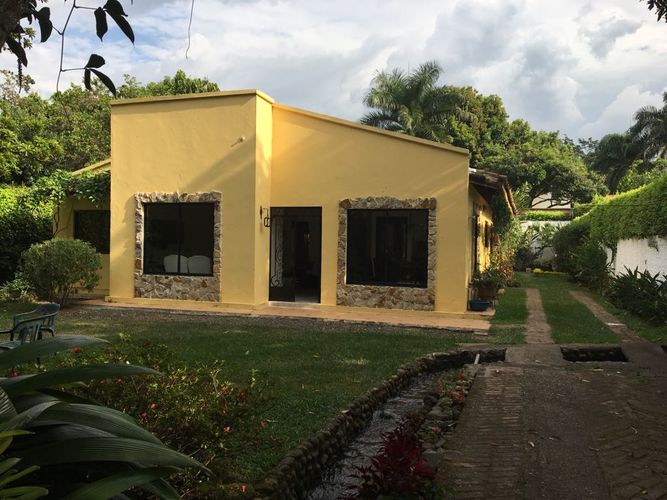 Casa de 4 alcobas en venta en Pance, Cali, 230 m² · foto 2 de 17